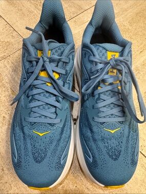 Hoka One One Sneakers in Teal with Yellow Accents- never worn